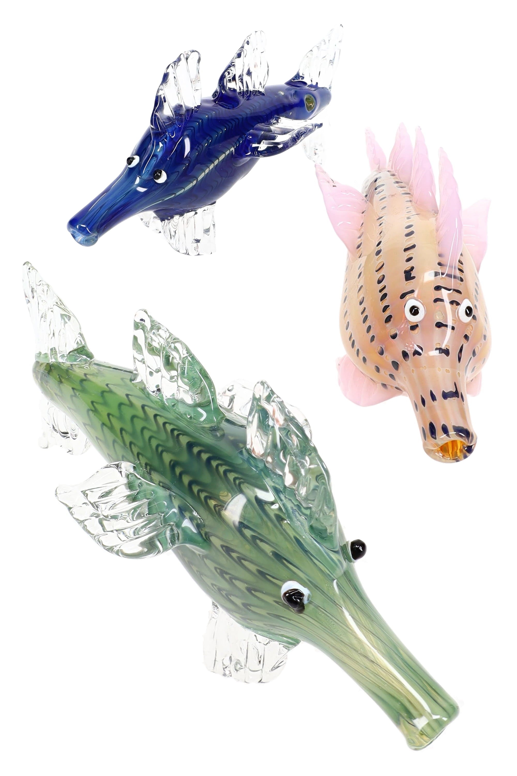 Primate Glass Silver Fumed Color-Changing Glass Shark Pipe “Reef Ripper” – Assorted Colors