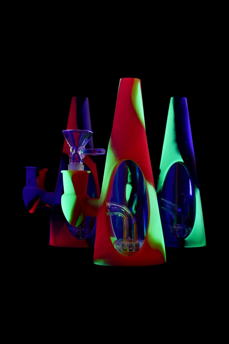 Sili-Cone Glass Cone Bong with Silicone Shell