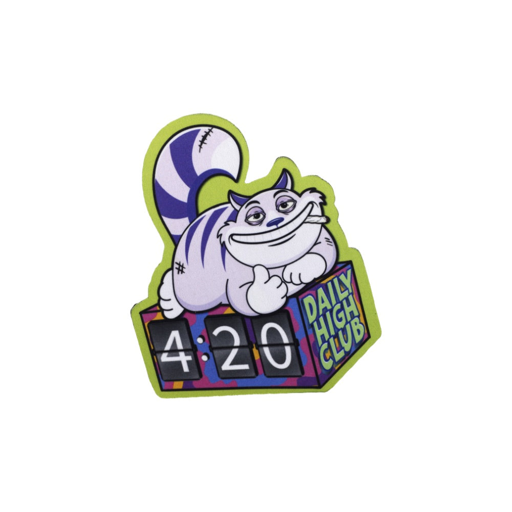 Daily High Club April 2023 - 420 Bunny Smoking Box | dab mat