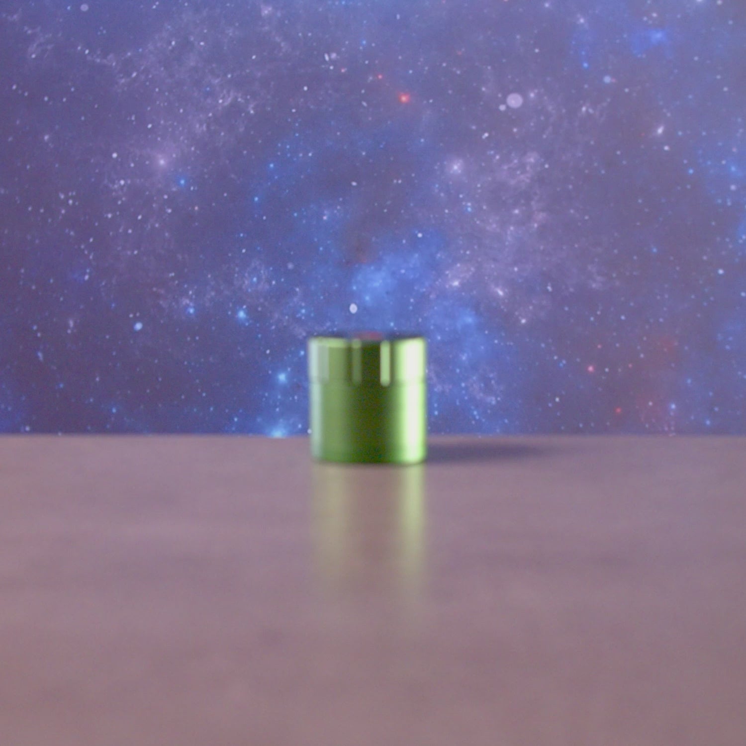 Load video: Atomik 55 mm 3-Stage Grinder