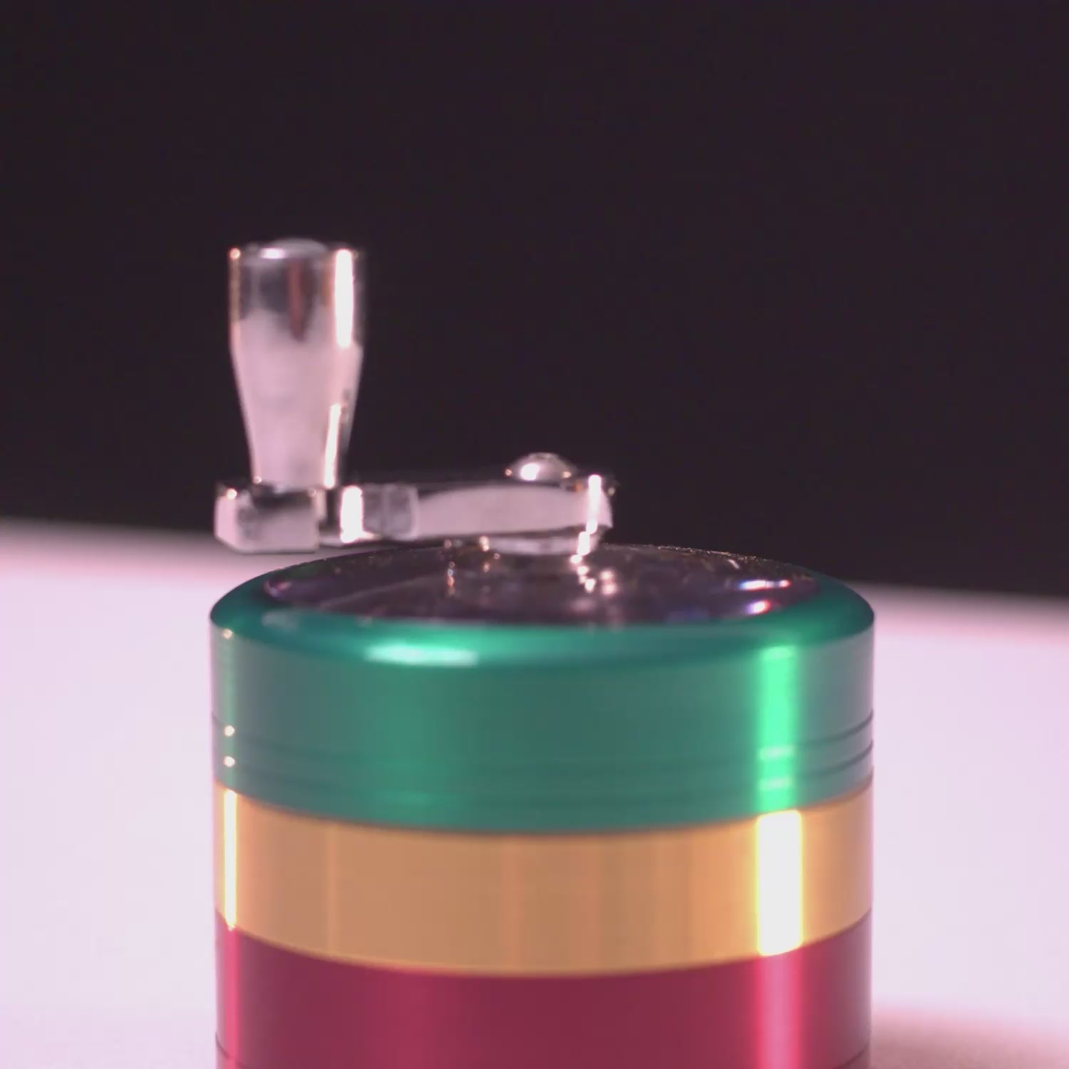 Load video: GC 3-Stage with Handle Grinder - 52mm