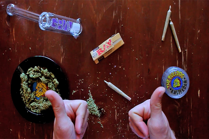 how to roll a joint