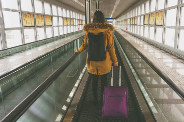 Traveling With CBD Oil for the Holidays? Read This First!