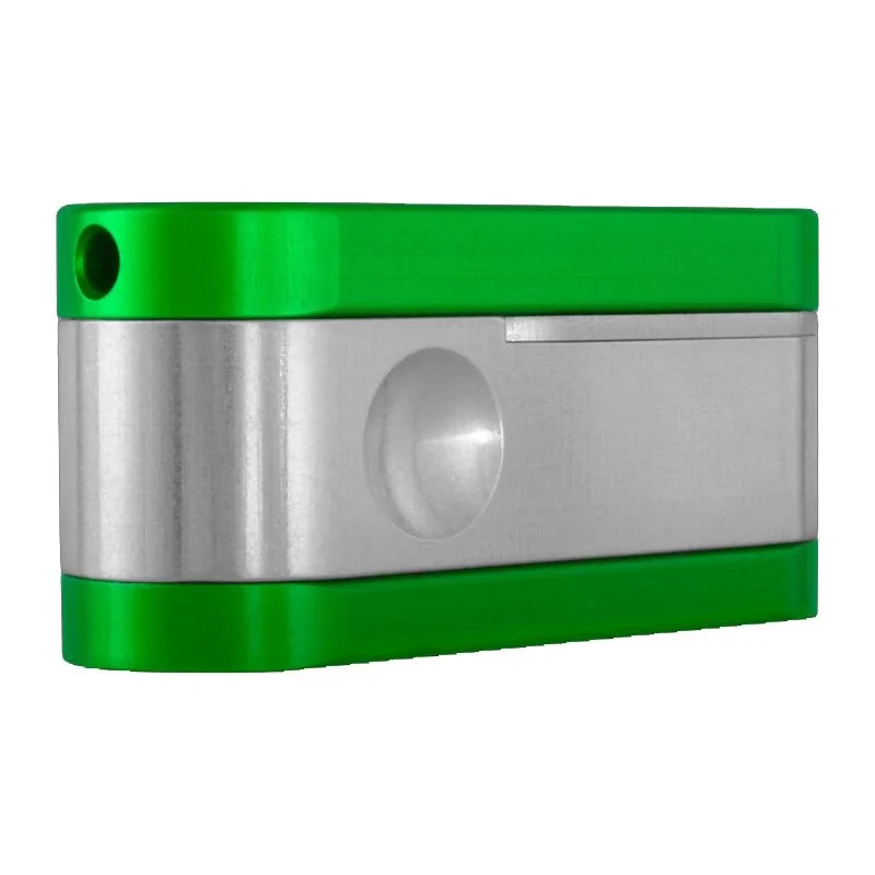The METRO Lyte Metal Pipe | Grasscity.com